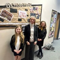 Wera-with-pupils-at-WASPS-3
